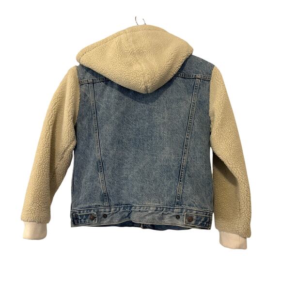 Levi’s Ex-Boyfriend Sherpa Trucker Jacket Light Wash Denim Fleece Hood Womens XS - Picture 6 of 10